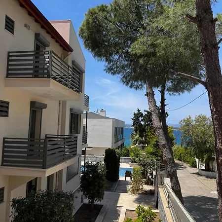 Gazde/Camere de închiriat Levon *